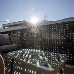 Alp Living Self-check In Apartment