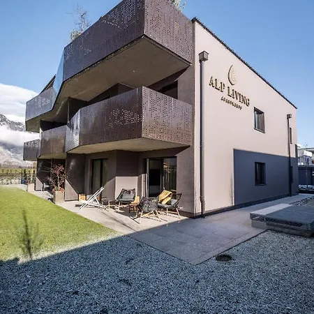 Alp Living Self-check In Apartment