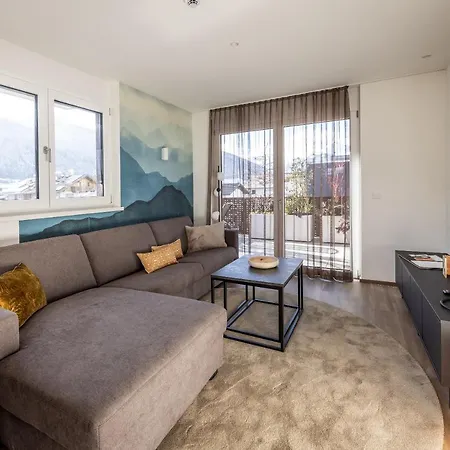 Alp Living Self-check In إنسبروك