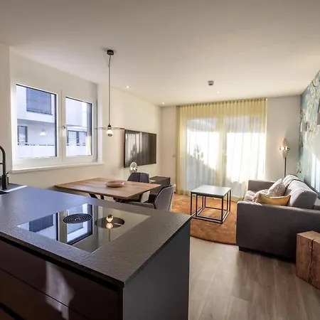 Alp Living Self-check In דירה