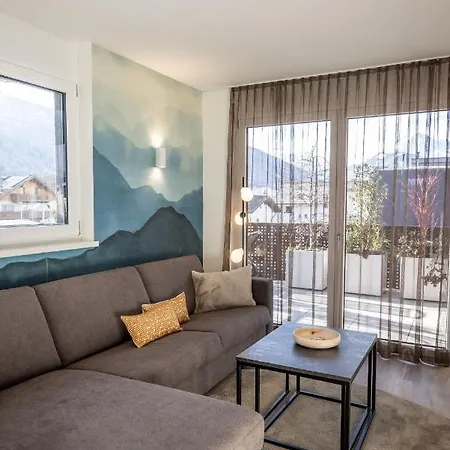 Alp Living Self-check In דירה *