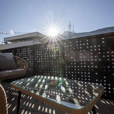 Alp Living Self-check In Apartment