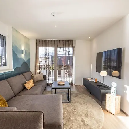 Alp Living Self-check In شقة *